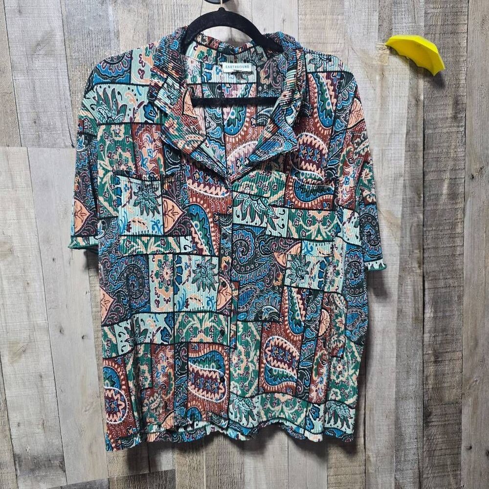 Earthbound Trading Multipattern Patchwork Pleated Button Up Shirt Medium Hippie
